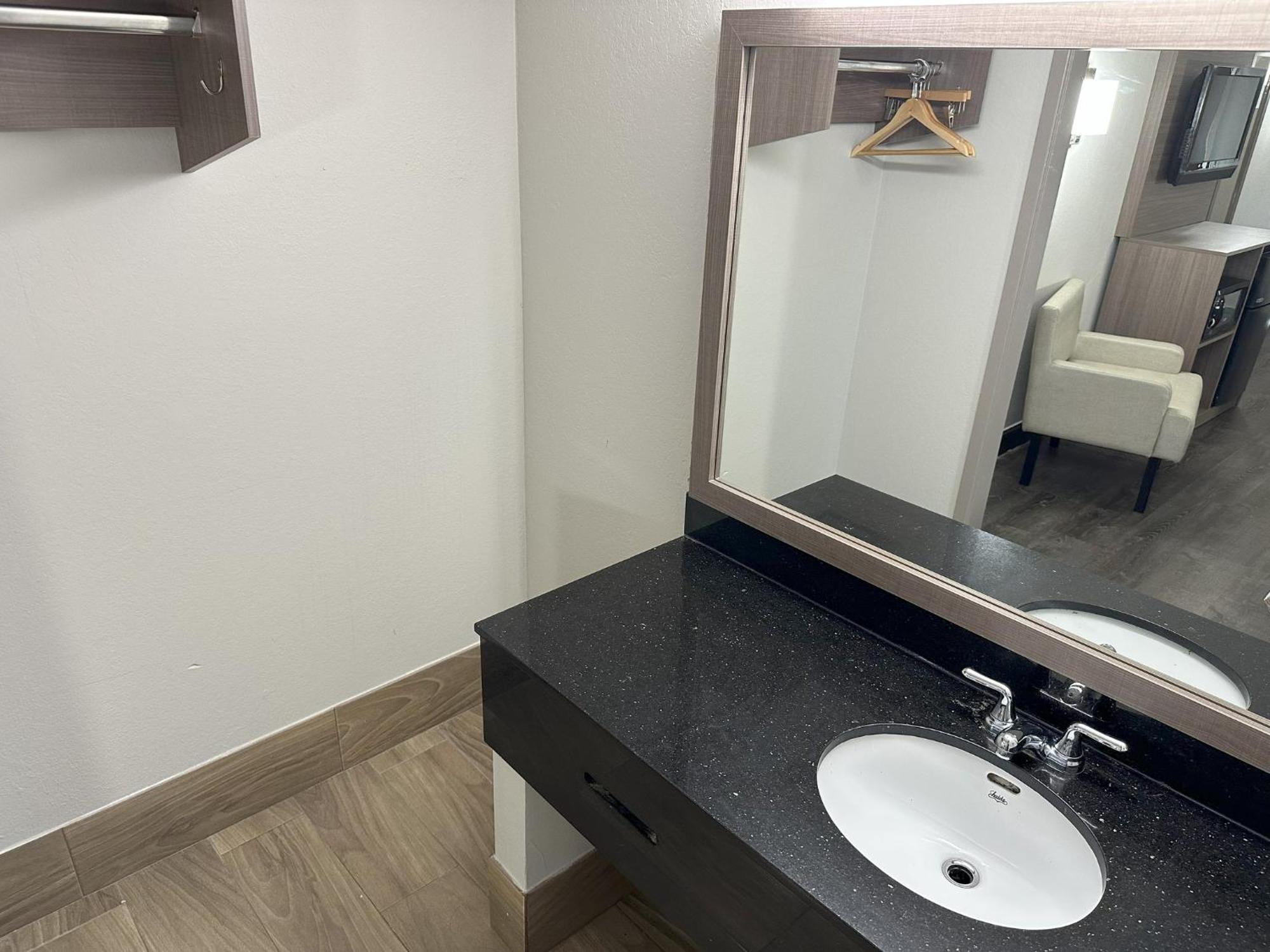 Red Roof Inn Richmond, Va ภายนอก รูปภาพ