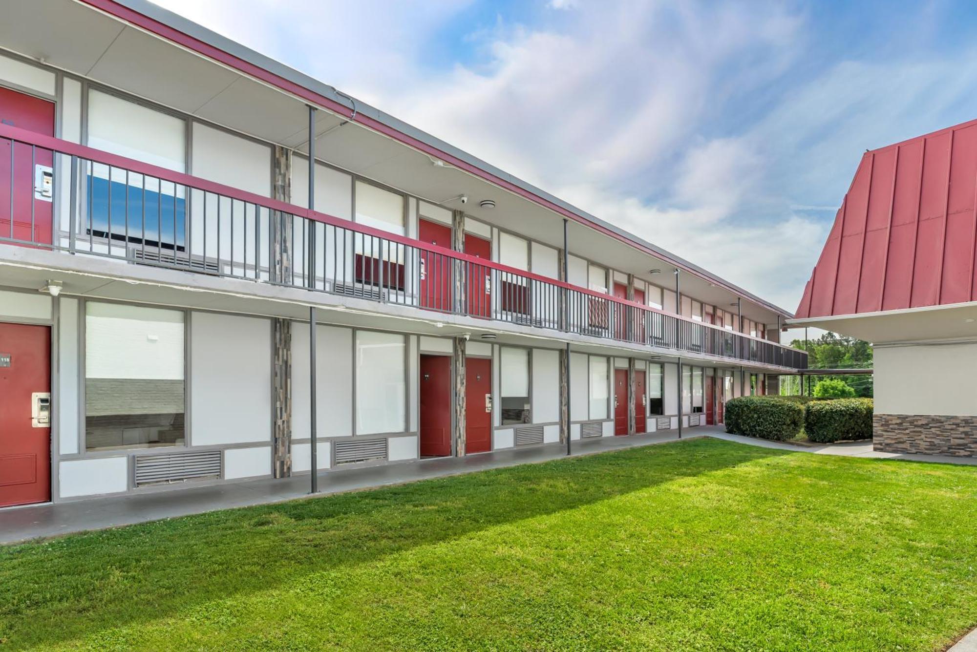 Red Roof Inn Richmond, Va ภายนอก รูปภาพ